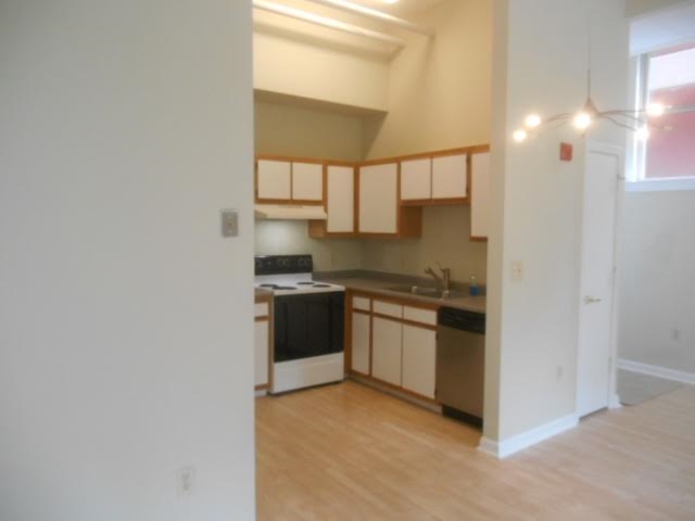 15 Mount St Mary's #18, Hooksett, NH 03106