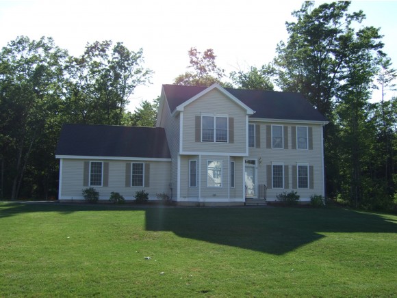 99 S Ridge Dr, Manchester, NH 03109