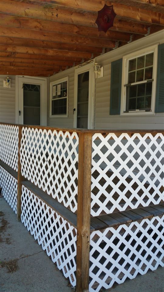 8 Ivy Lane, Franklin, NH 03225