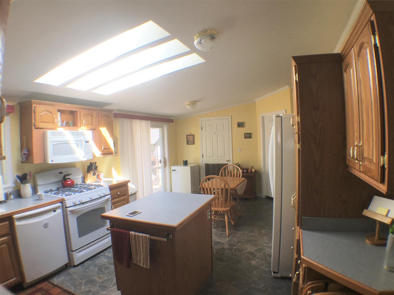 157 Fire Pond Road, Hopkinton, NH 03229