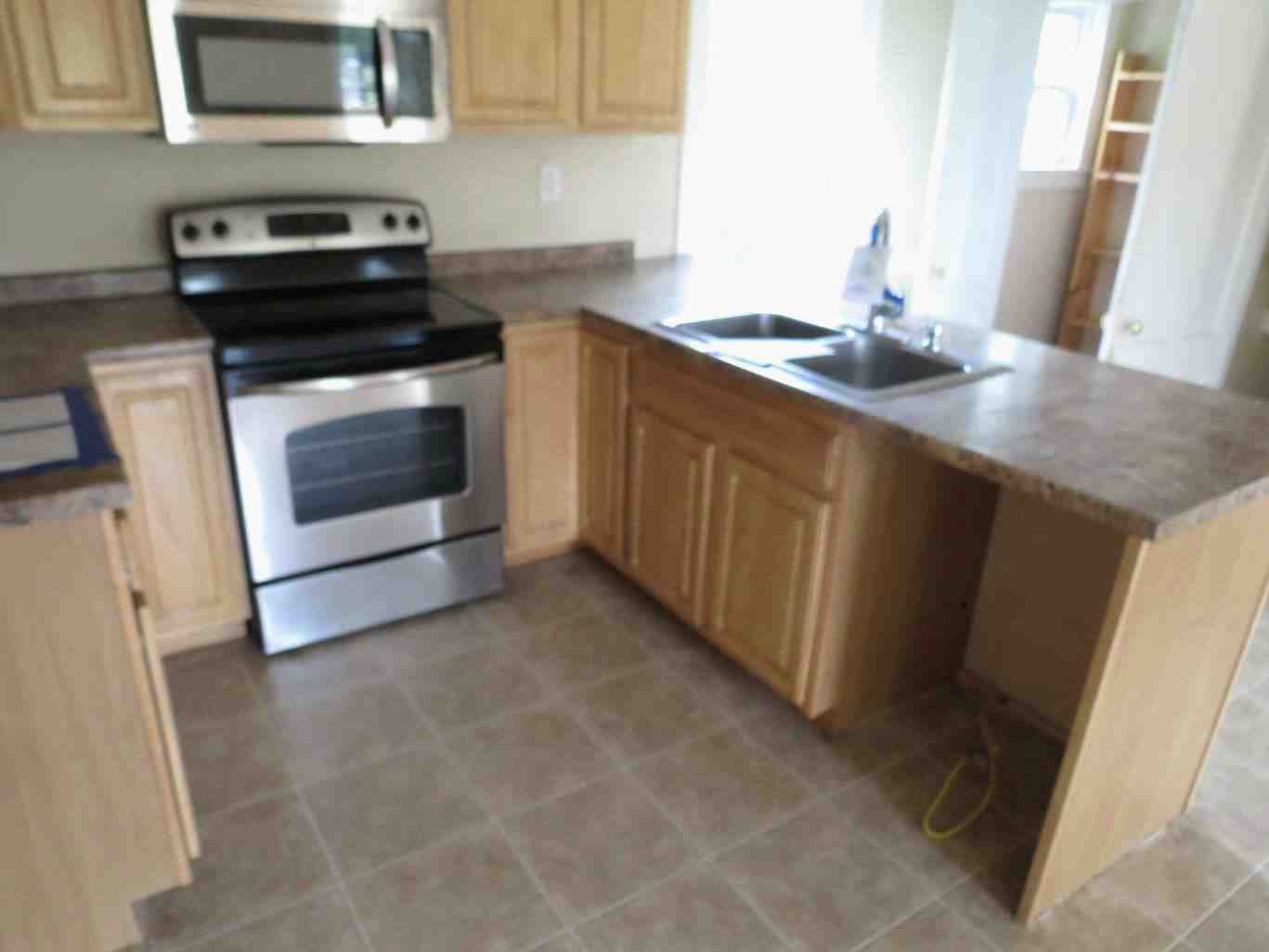 82 Thompson ParkFranklin, NH, 03235Merrimack County