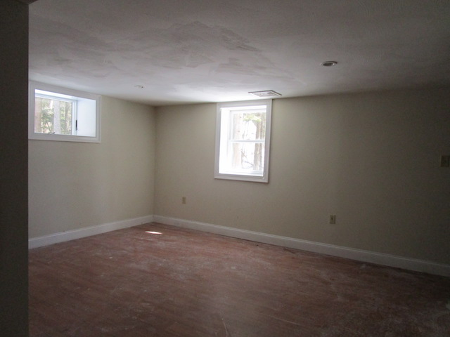 17 Drake AveGilmanton, NH, 03237Belknap County
