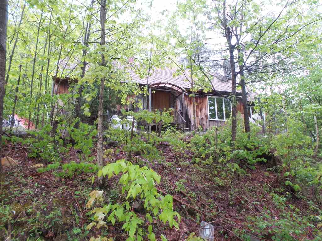 1 Tunnel Road, Grafton, NH 03240