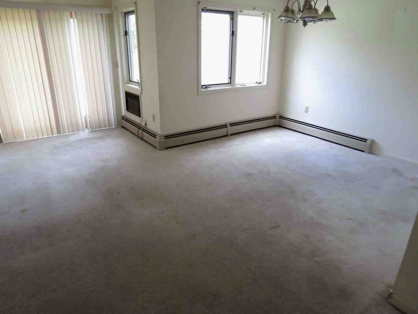 388 Western Ave Unit C-2Henniker, NH, 03242Merrimack County