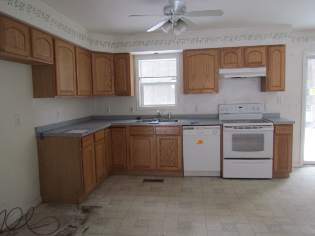 3 Sunrise PlHillsborough, NH, 03244Hillsborough County