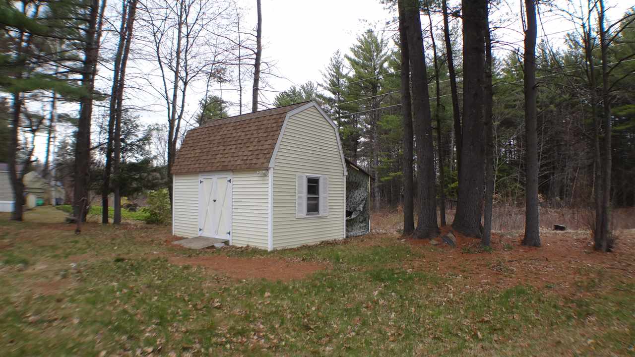 17 Wyman Road, Deering, NH 03244