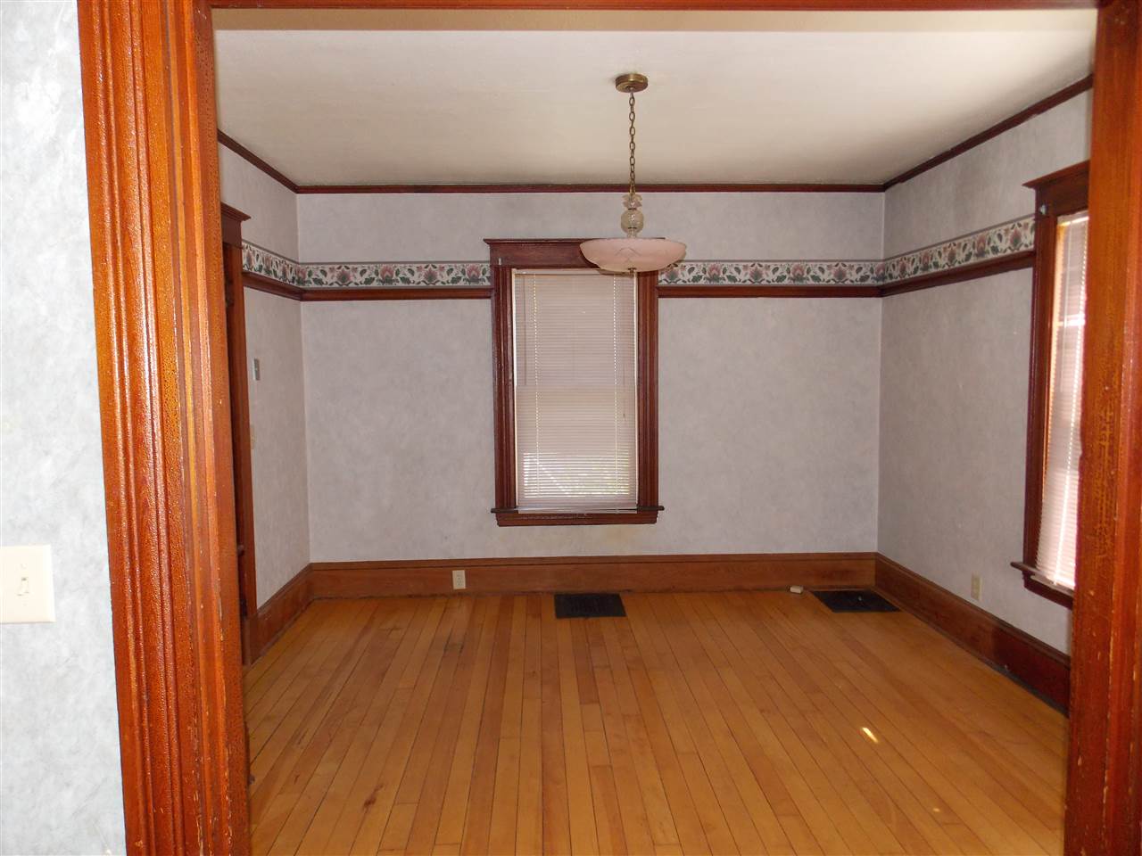 20 Mitchell Place, Laconia, NH 03246