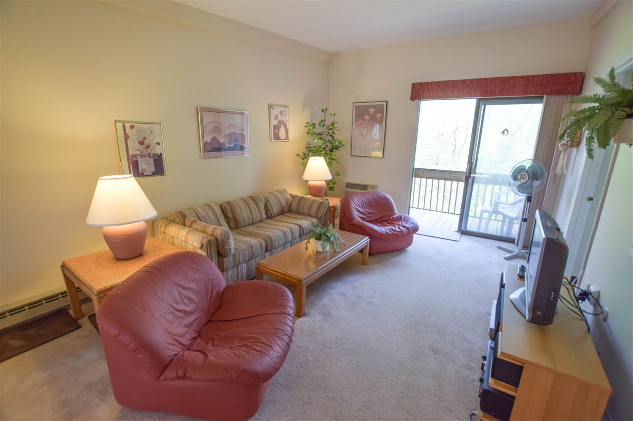 9 Treetop Circle, Laconia, NH 03246