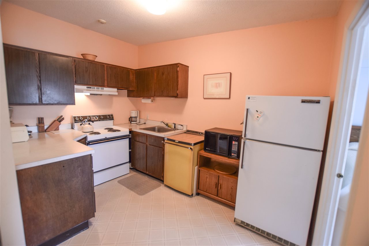 9 Treetop Circle, Laconia, NH 03246