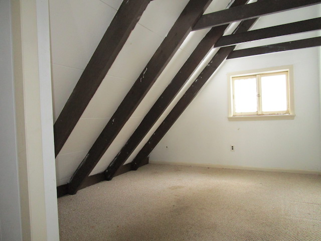 11 White Birch DrGilford, NH, 03249Belknap County