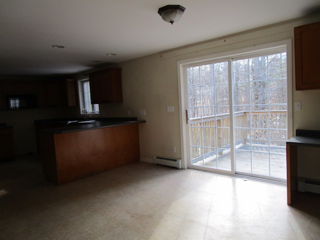 1040 Upper City RoadPittsfield, NH, 03263Merrimack County