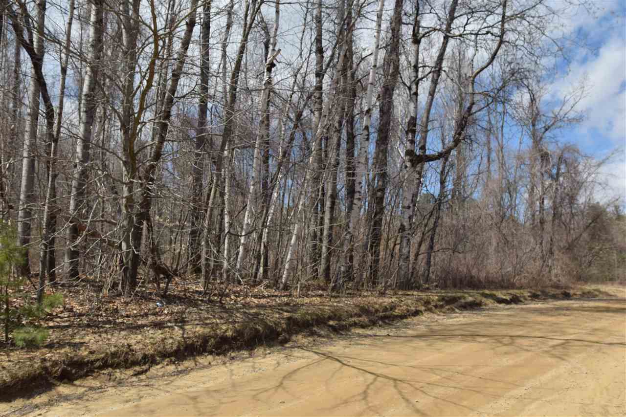 Roxbury Road, Sanbornton, NH 03269