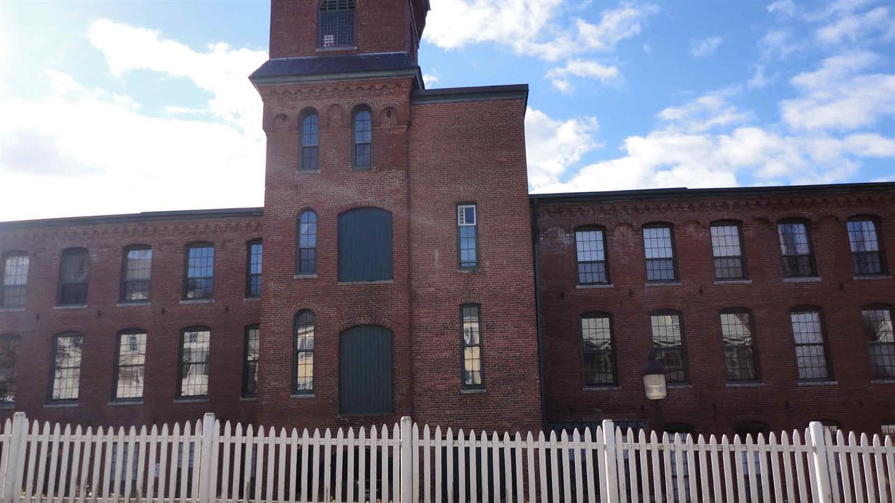 100 Main Street, Pembroke, NH 03275