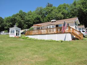 194 Buckley Rd, Weare, NH 03281