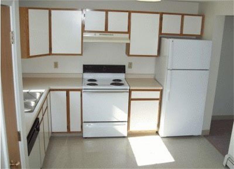 1 Canton Circle, Concord, NH 03301