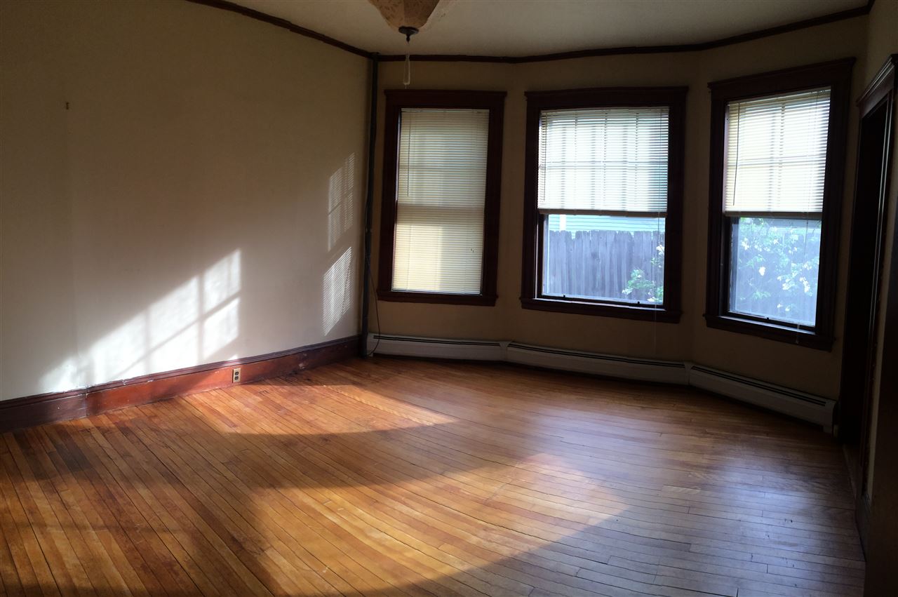 101 Centre Street, Concord, NH 03301