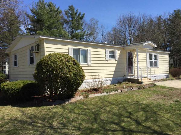 Crestwood 82 Fairfield DriveConcord, NH 03301