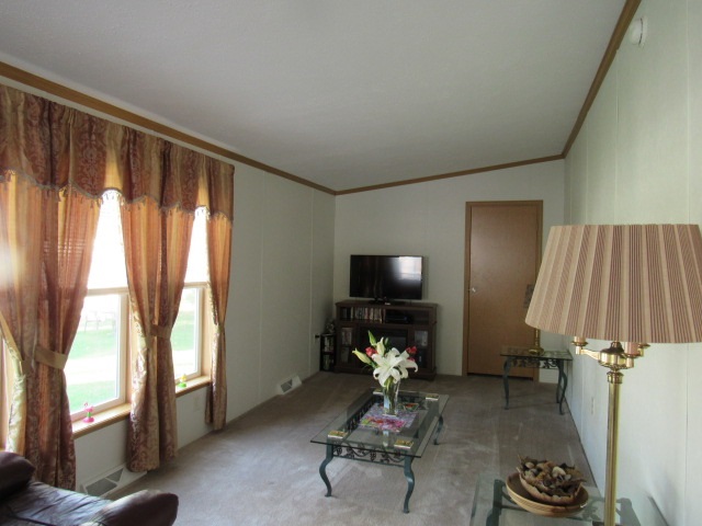 3 Flamingo Drive, Concord, NH 03303