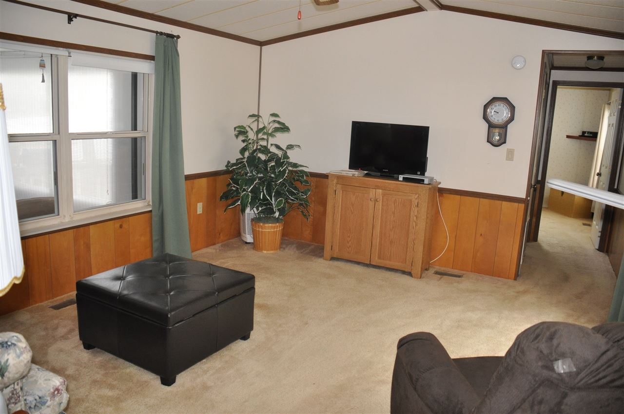 4 GRANT TERRACE, Loudon, NH 03307