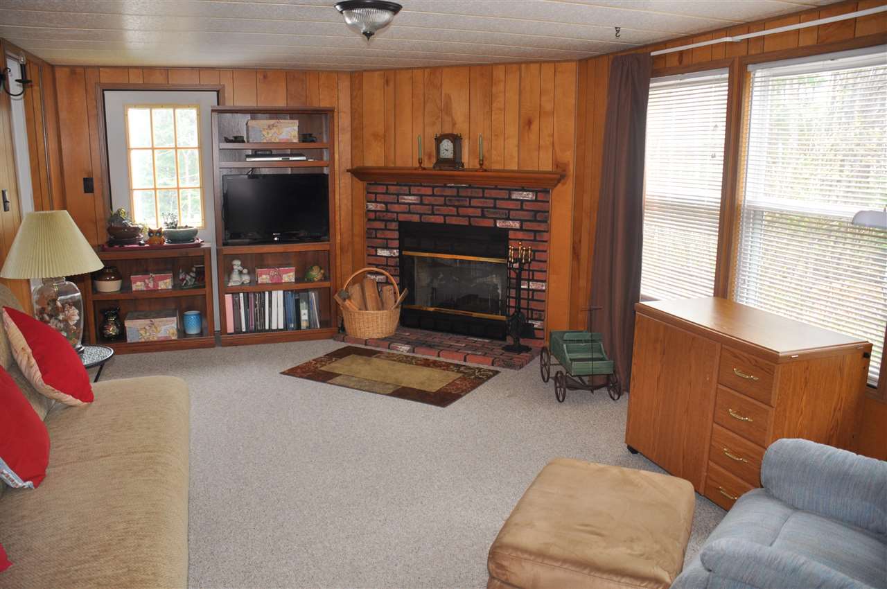 4 GRANT TERRACE, Loudon, NH 03307