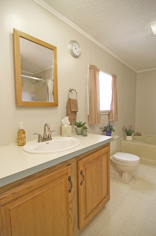 319 Redwood Road, Loudon, NH 03307