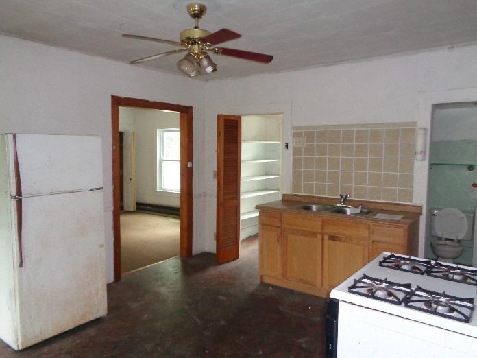 14 Foster StKeene, NH, 03431Cheshire County