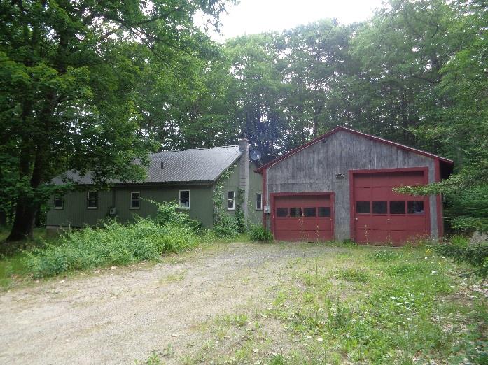 269 East Lake RdFitzwilliam, NH, 03447Cheshire County
