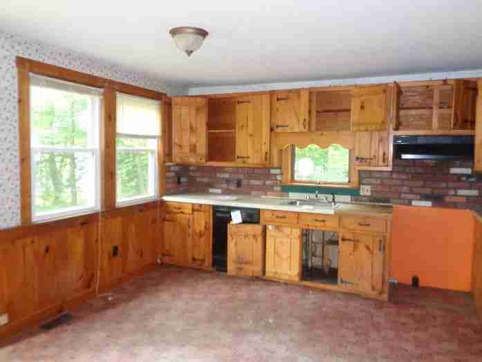 269 East Lake RdFitzwilliam, NH, 03447Cheshire County