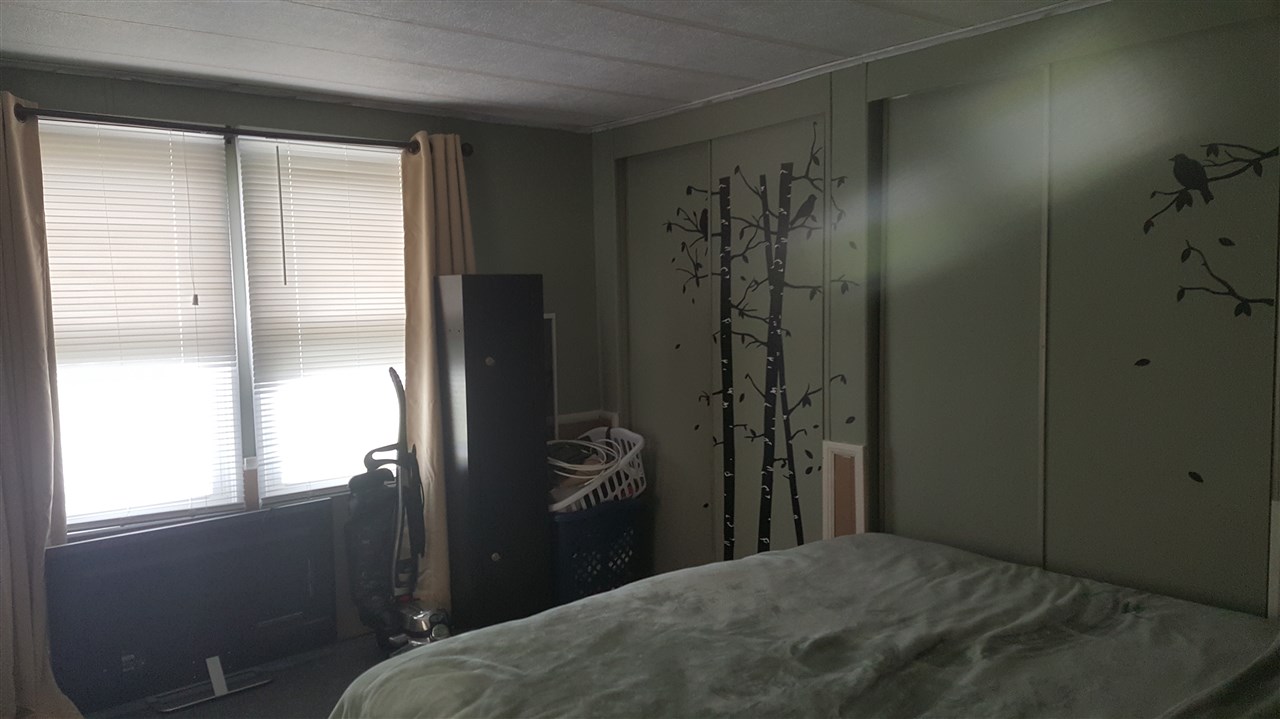 31 Cedar St, Hinsdale, NH 03451