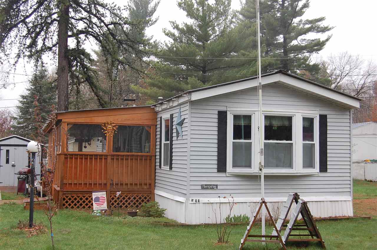 44 Pine St, Hinsdale, NH 03451