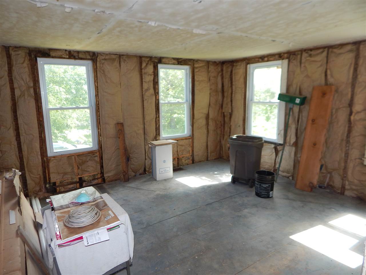 86 High Street, Hinsdale, NH 03451