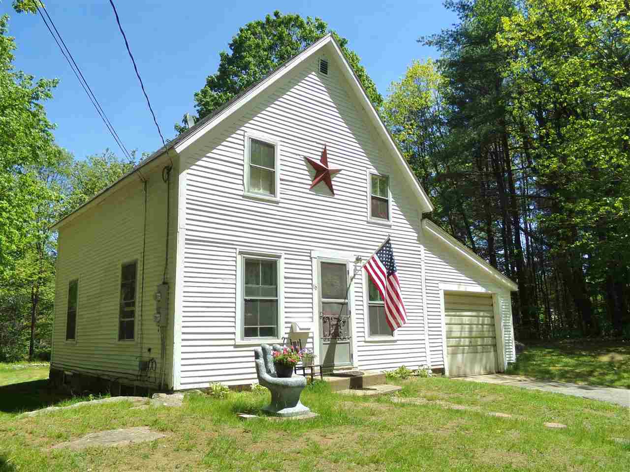 16 Morse Street, Troy, NH 03465