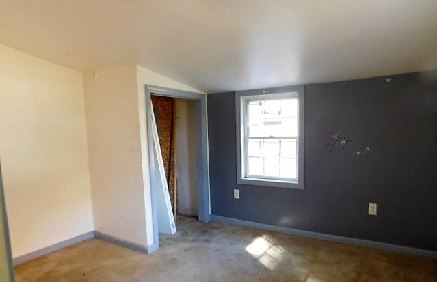 52 Elm StWinchester, NH, 03470Cheshire County