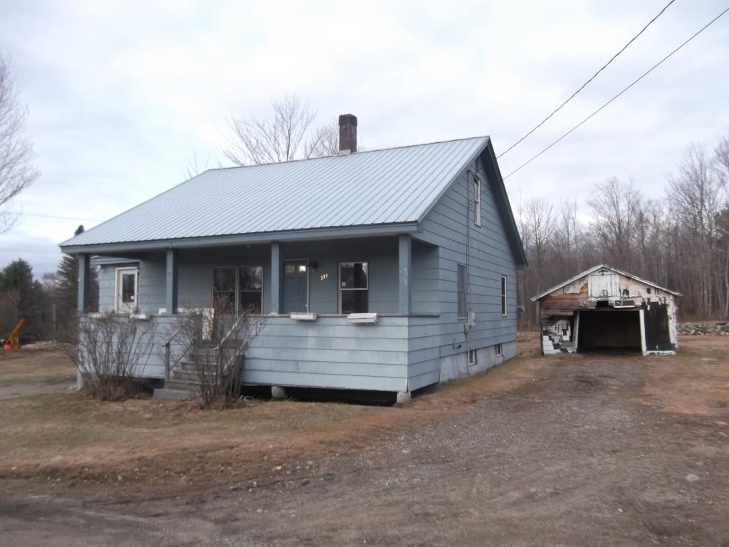 771 Hillside Ave, Berlin, NH 03570