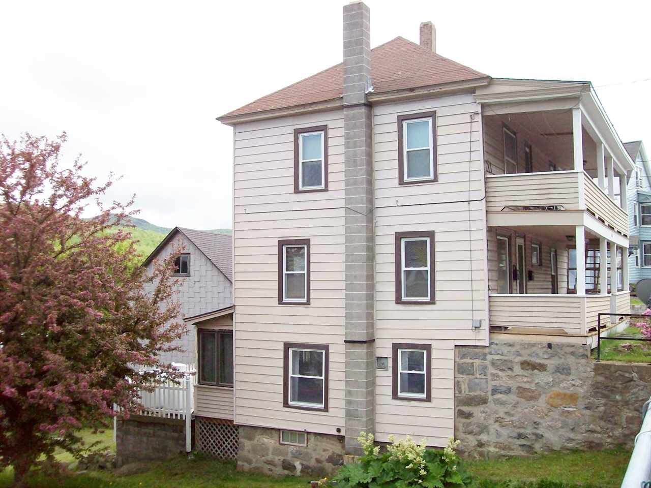 466 School Street, Berlin, NH 03570