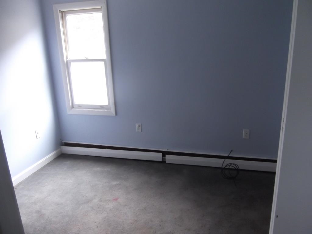 29 Titus Hill Rd, Colebrook, NH 03576
