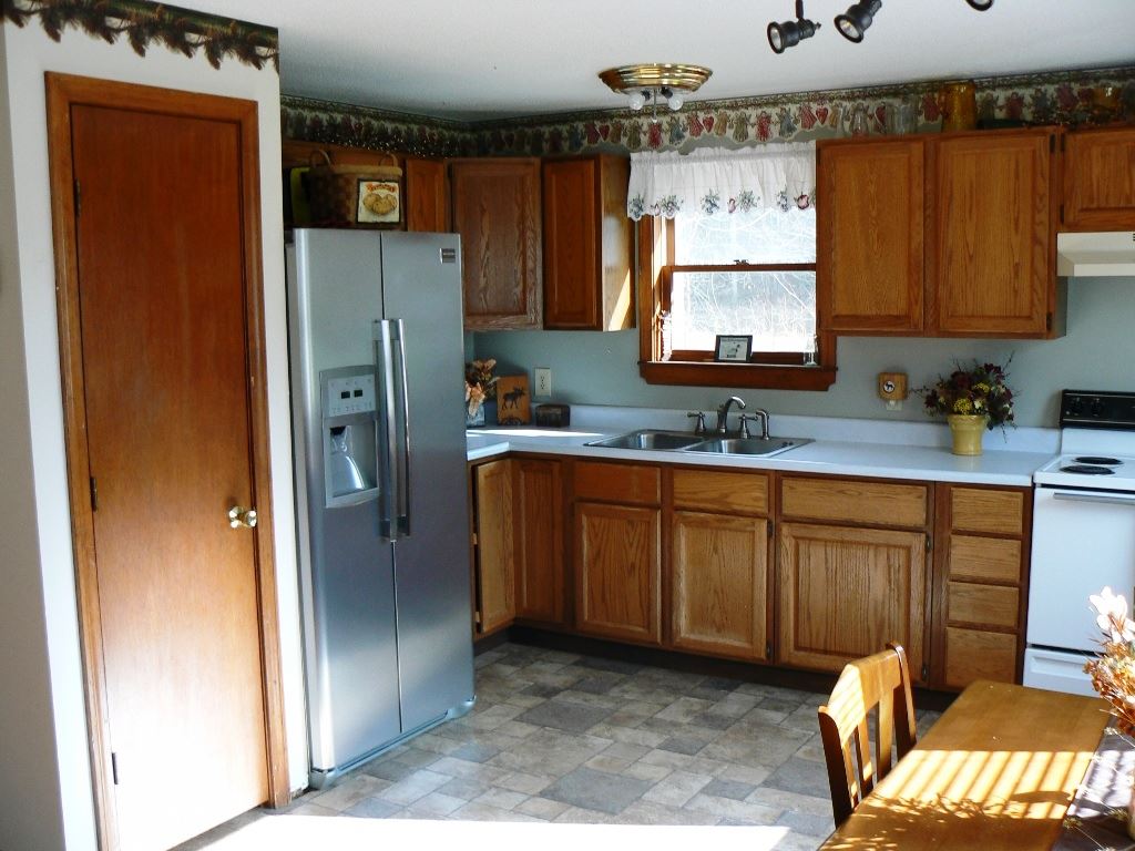 118 Corliss Lane, Colebrook, NH 03576
