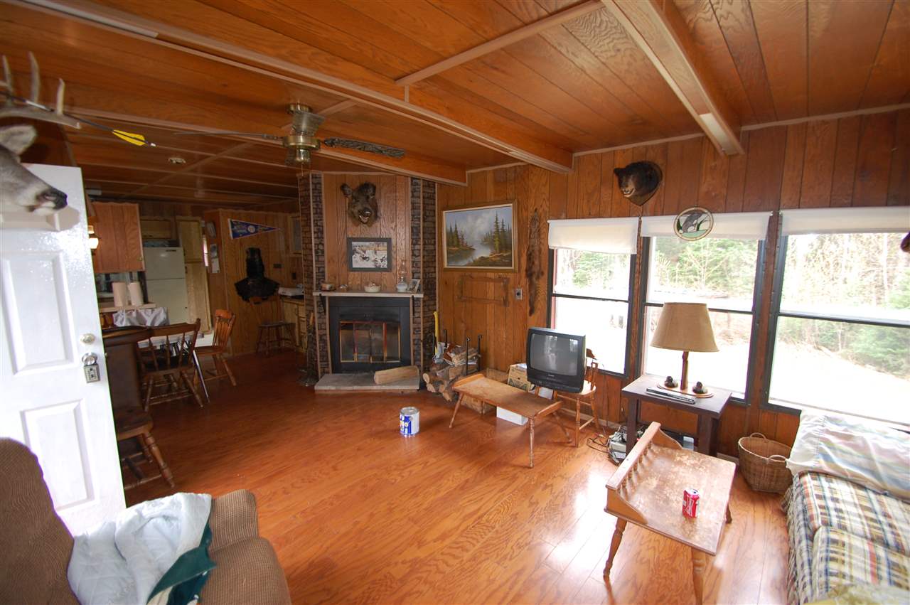 4 Sally's Drive, Jefferson, NH 03583