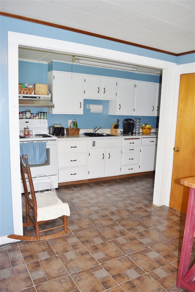 35 Kilkenny Street, Lancaster, NH 03584