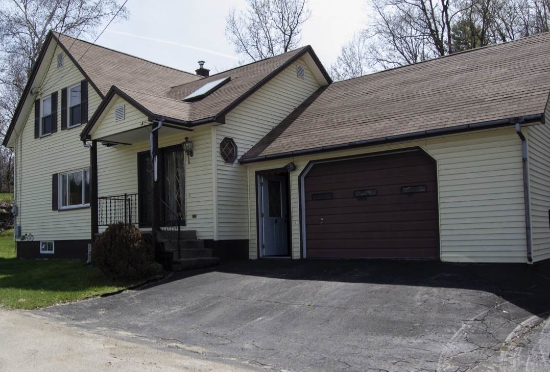 10 Tetreault Road, Stratford, NH 03590