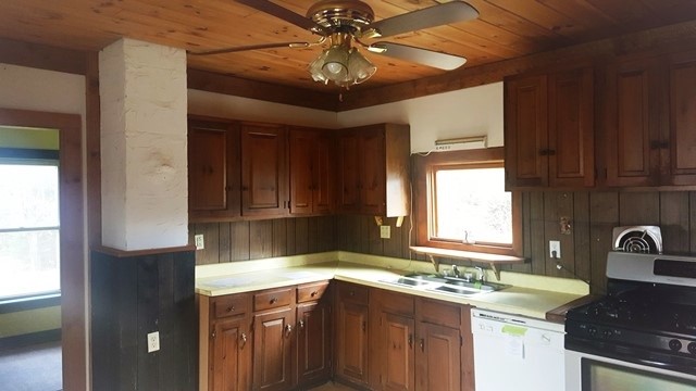 143s Whitefield RdWhitefield, NH, 03598Coos County