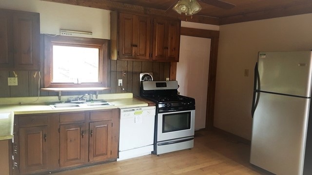 143s Whitefield RdWhitefield, NH, 03598Coos County