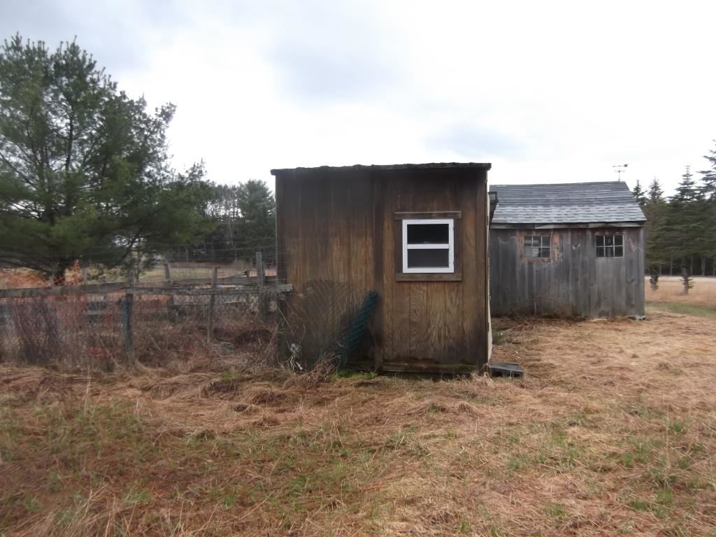 211 Whitefield Rd, Dalton, NH 03598