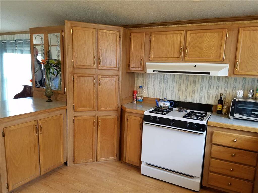 103 Hillside Twin Valley, Charlestown, NH 03603