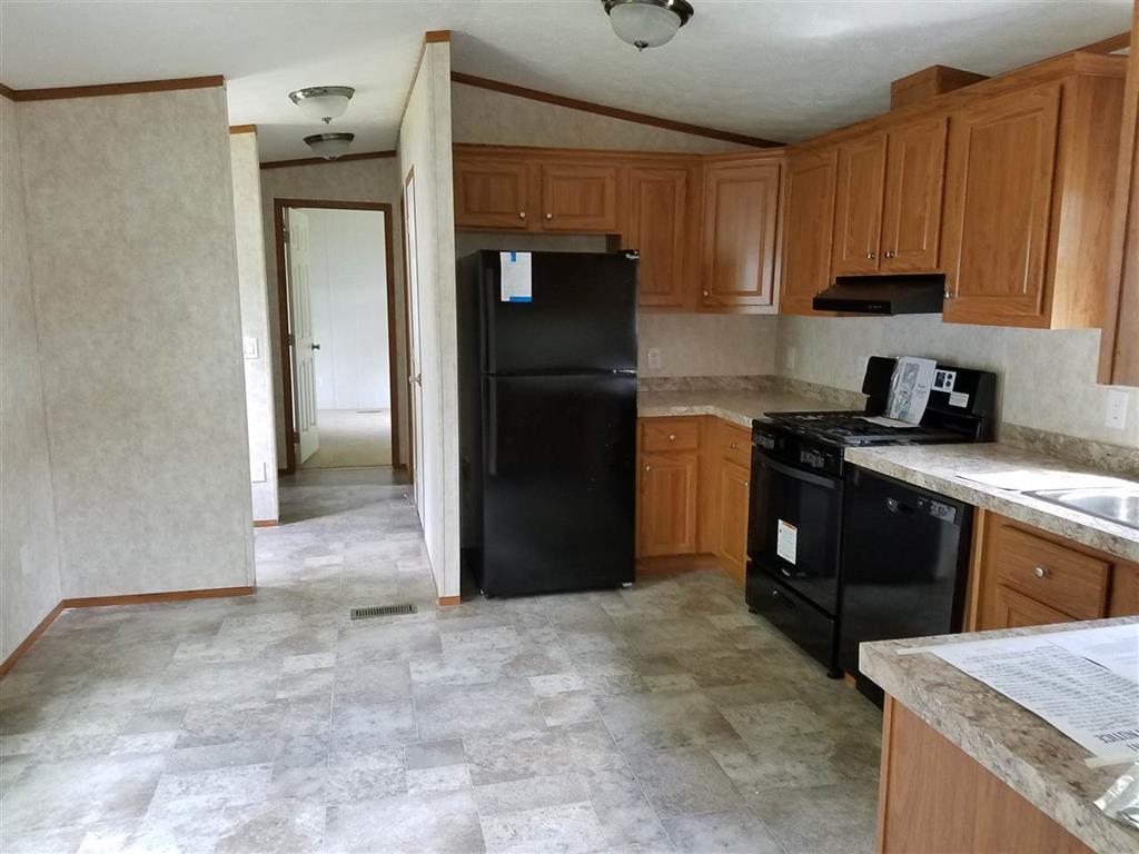 19 Hillside, Twin Valley Estates, Charlestown, NH 03603