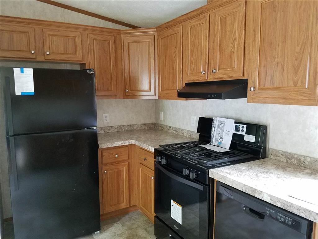 19 Hillside, Twin Valley Estates, Charlestown, NH 03603