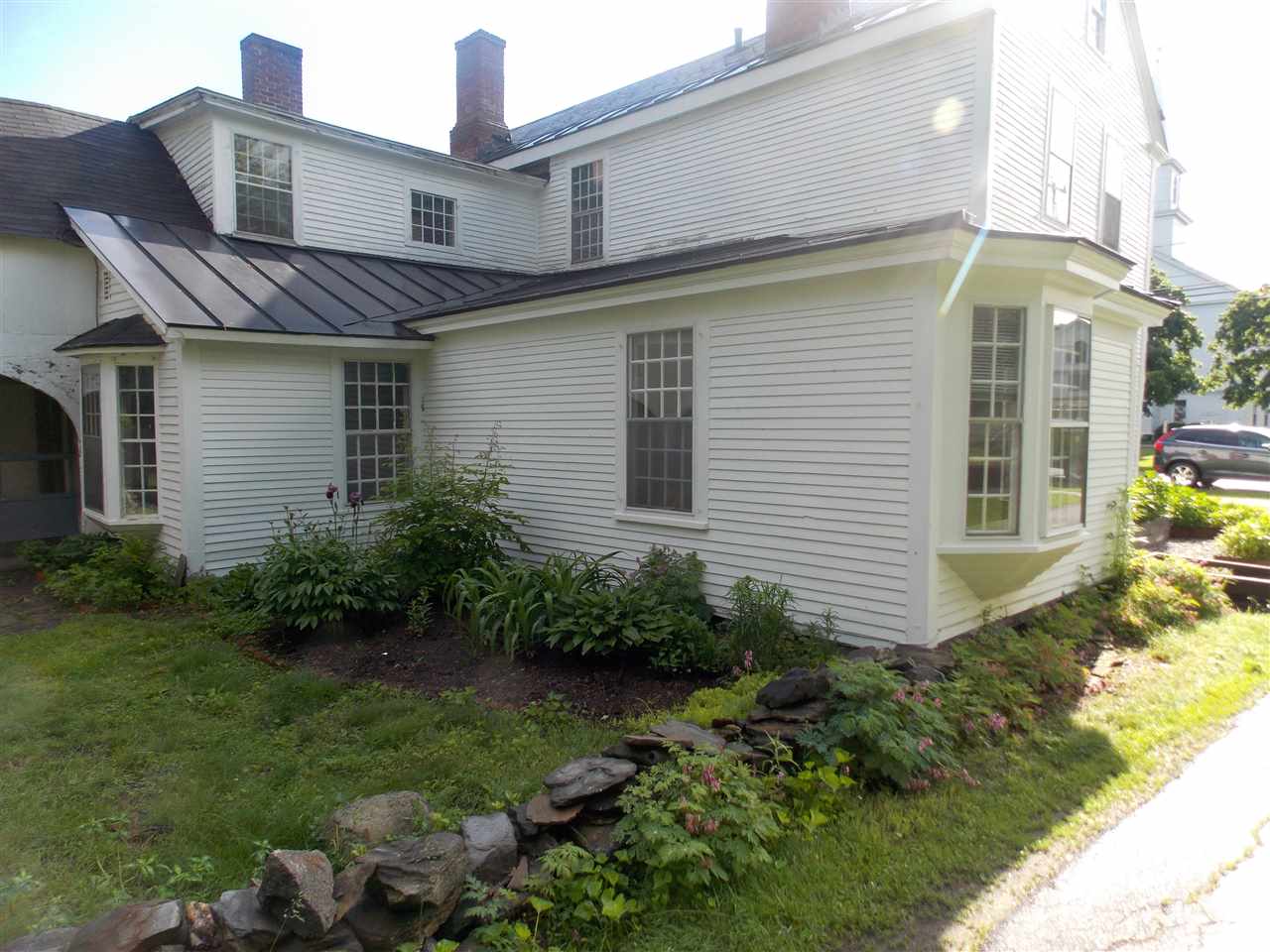 46 Elm, Walpole, NH 03608