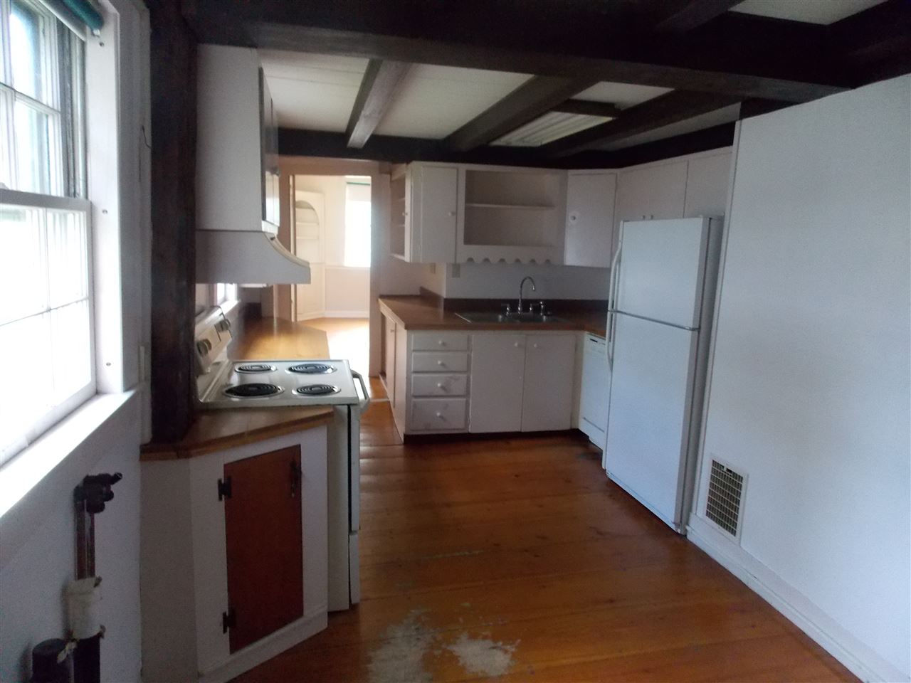 46 Elm, Walpole, NH 03608
