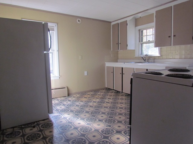 4-6 Mckenzie DrClaremont, NH, 03743Sullivan County