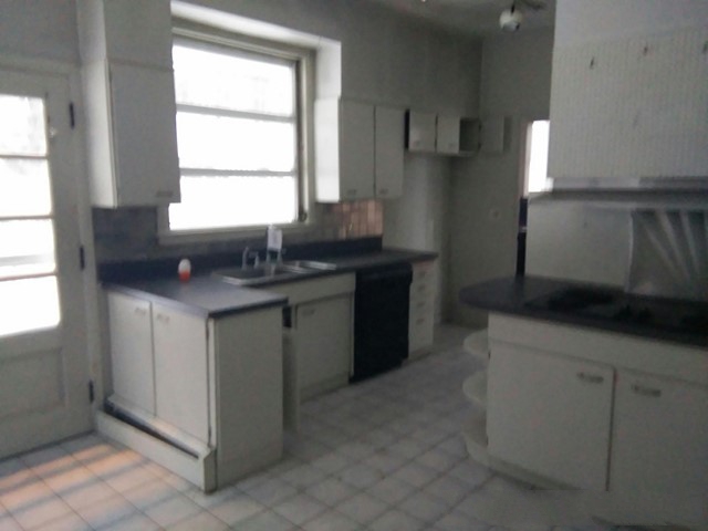 7 Devon LnClaremont, NH, 03743Sullivan County